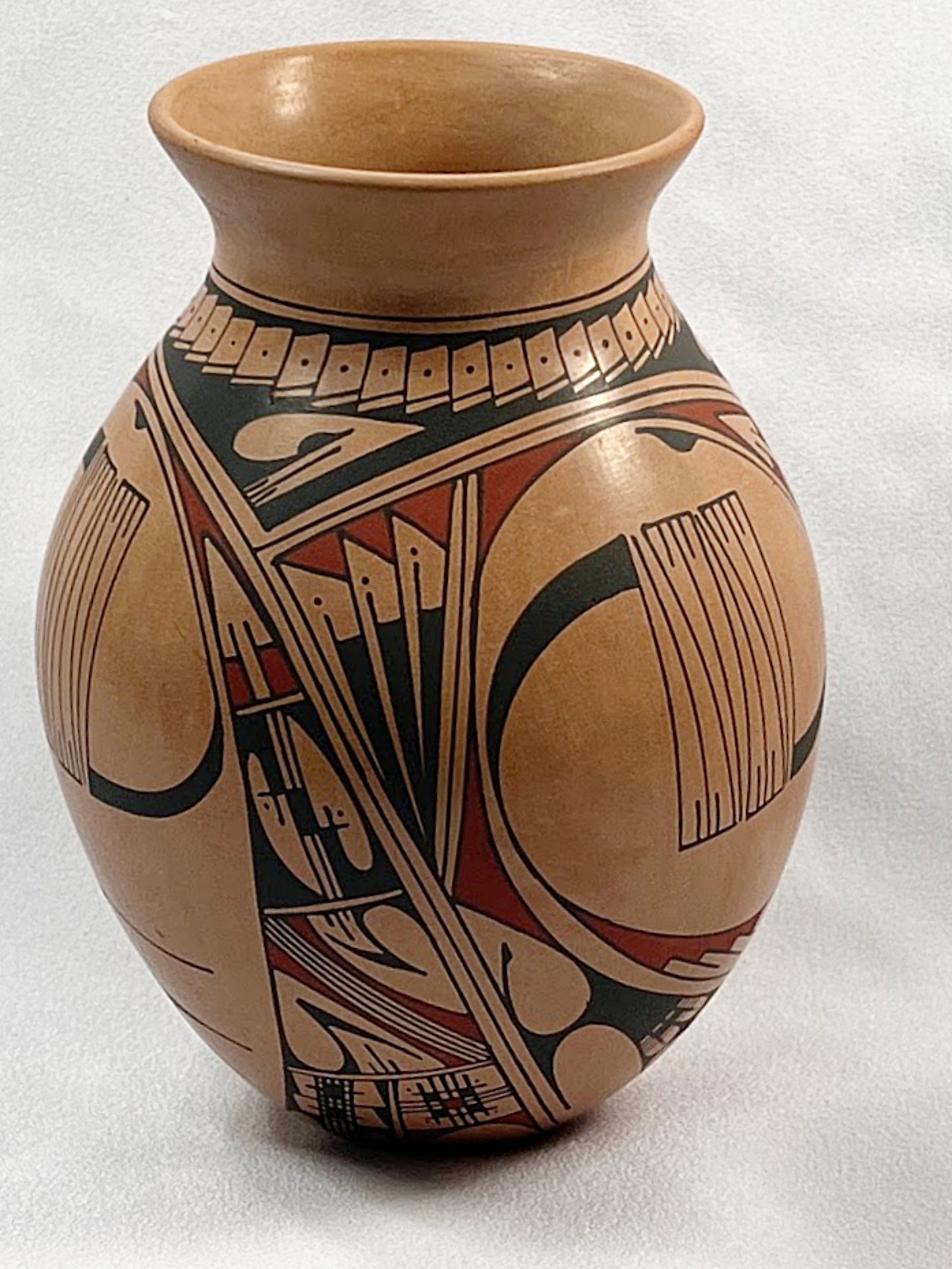 Vintage MATA ORTIZ Polychrome Pottery Jar Signed Quico Marquez