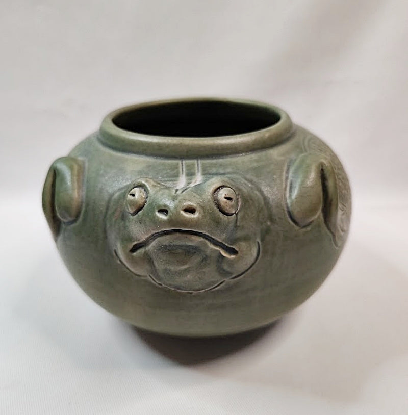Green Frog Art Pottery Bowl Full Face View