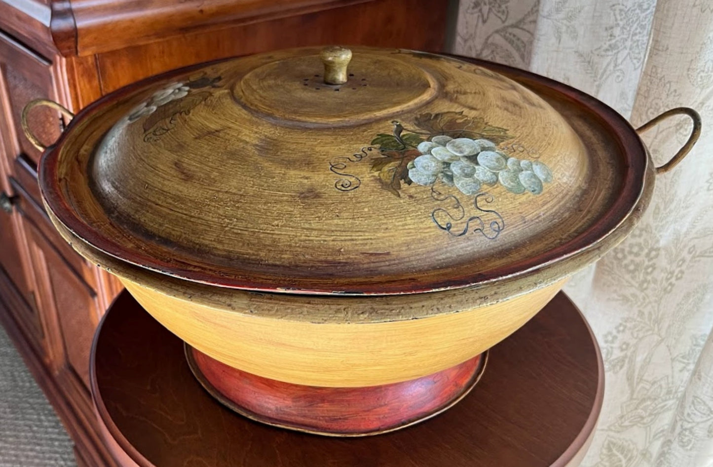 ANTIQUE Lidded Tin DOUGH RISER Large Tole Painted