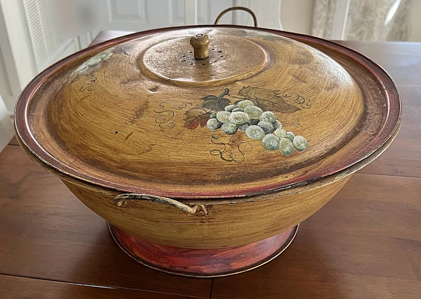 ANTIQUE Lidded Tin DOUGH RISER Large Tole Painted