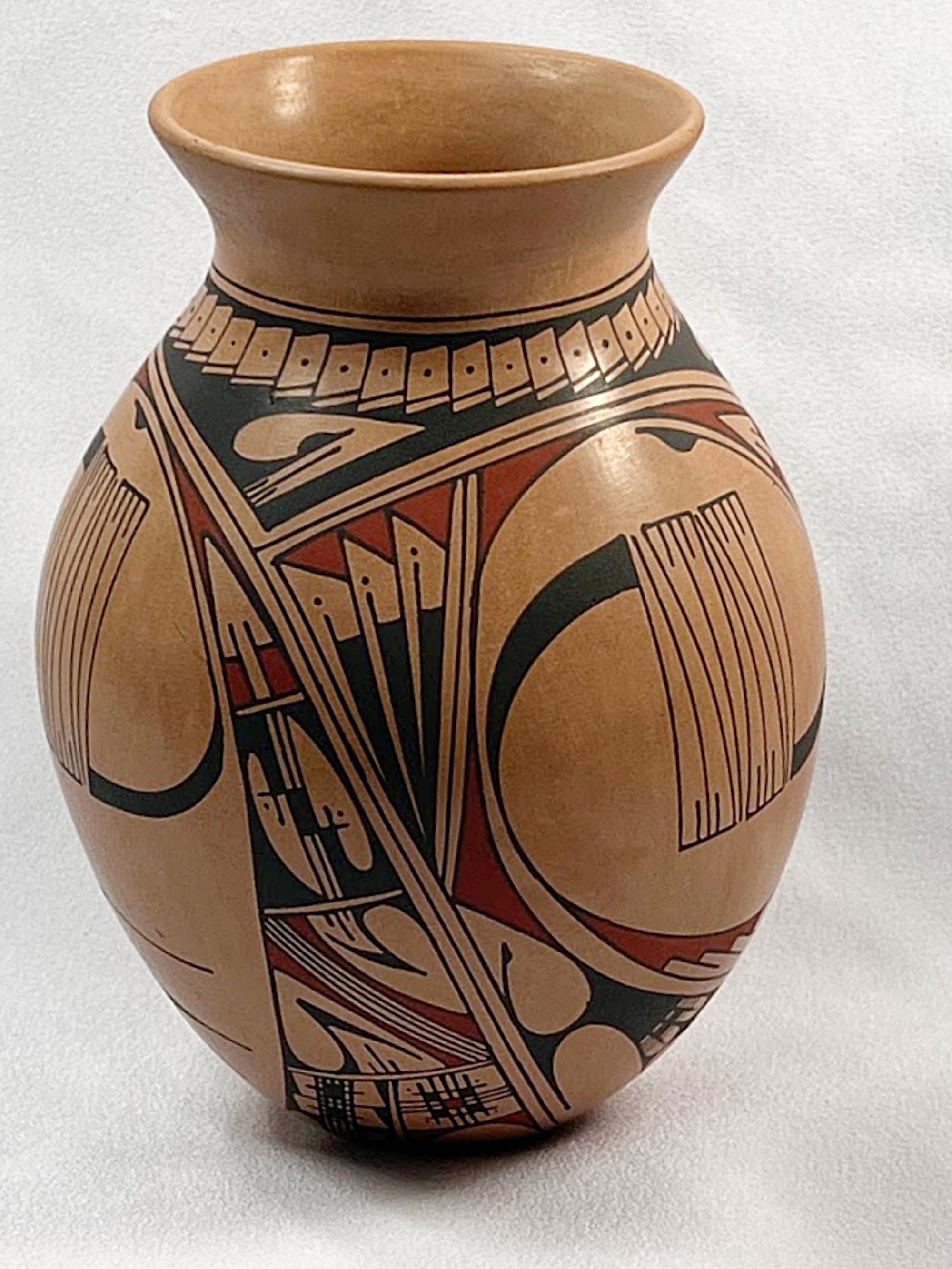 Vintage MATA ORTIZ Polychrome Pottery Jar Signed Quico Marquez