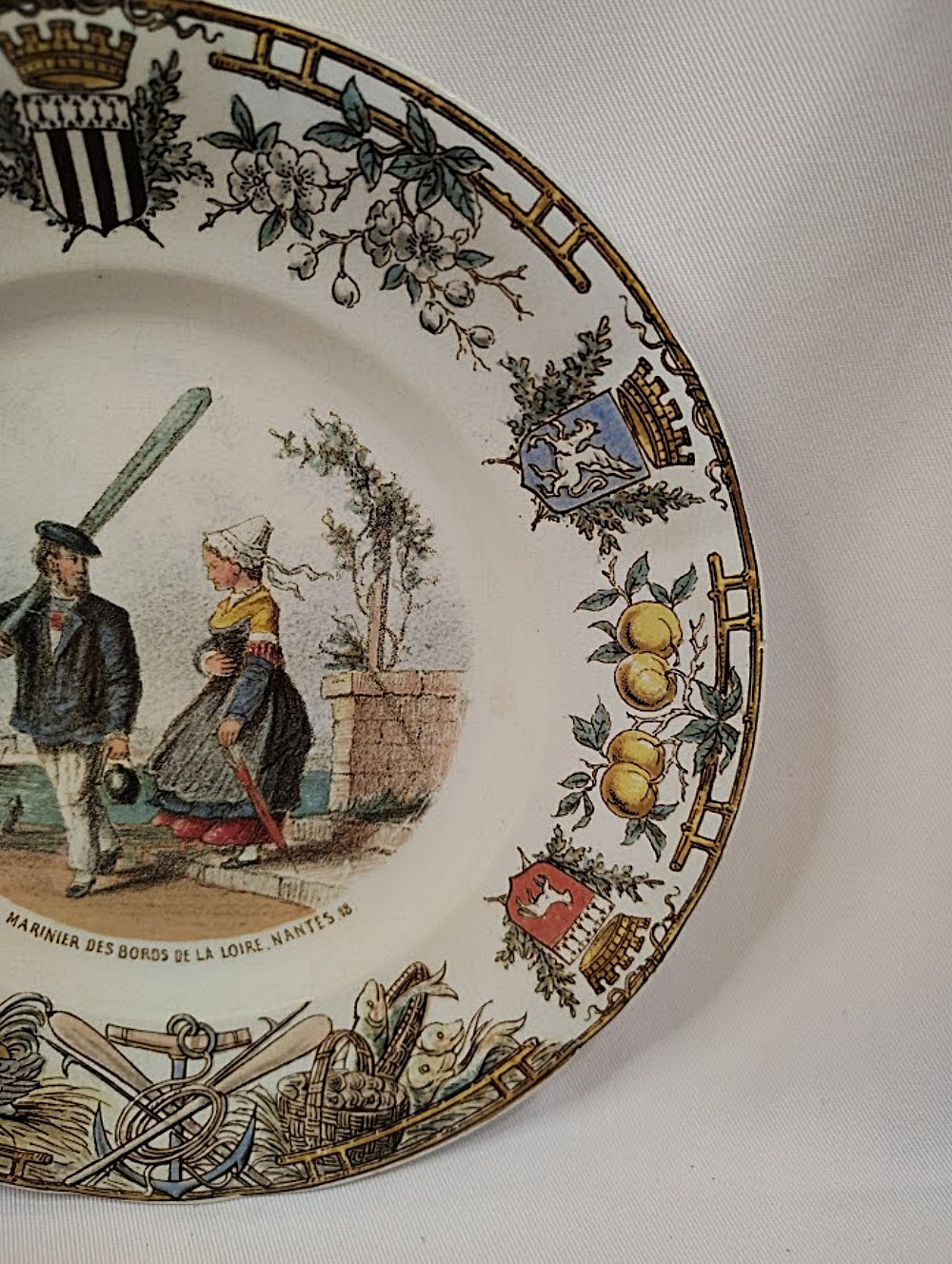 Antique FRENCH SARREGUEMINES PLATE Types Bretons Pattern Right Side