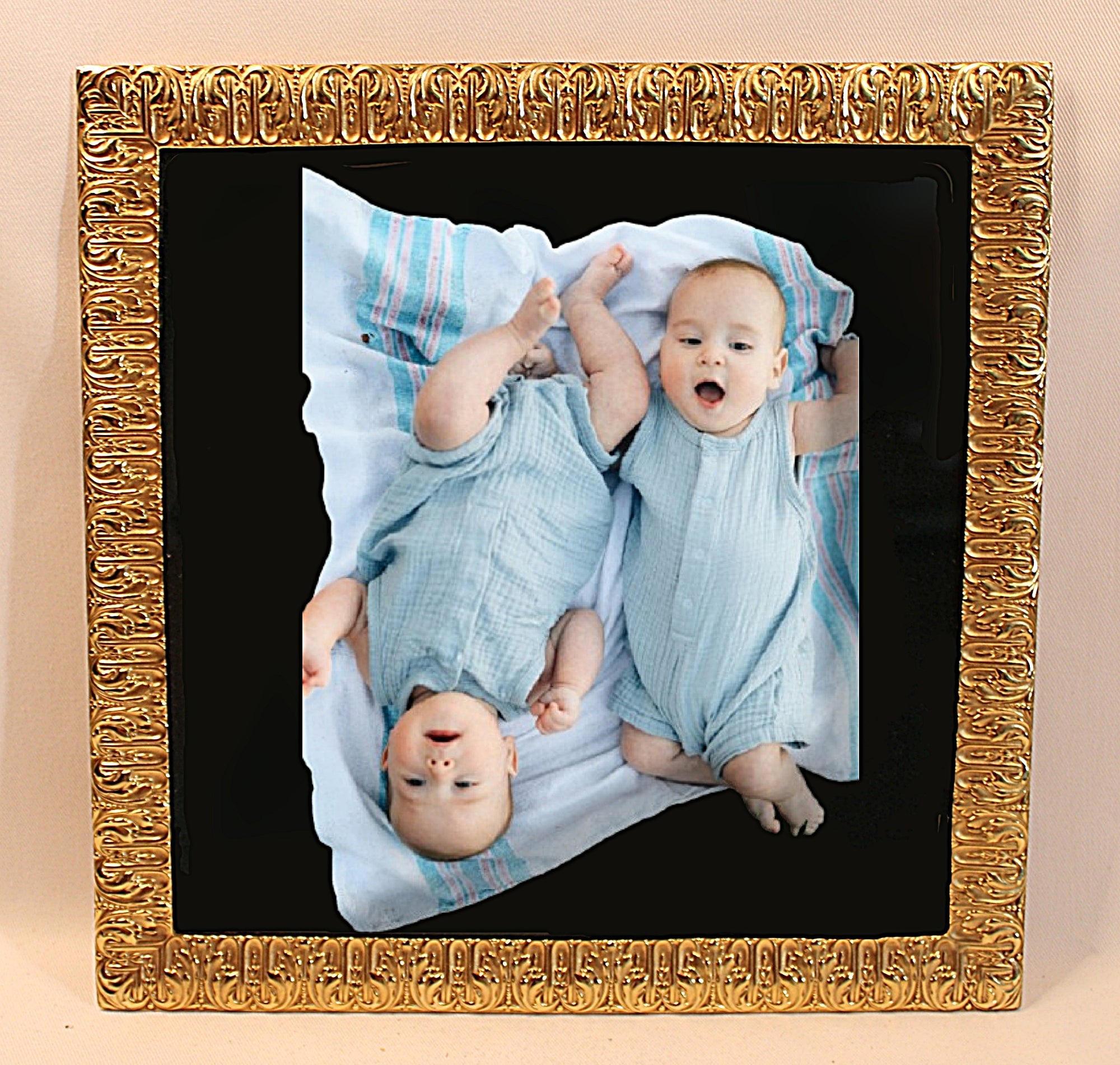 Vintage Elias Artmetal Picture Frame 18kt. Gold over Pewter Dated 1997