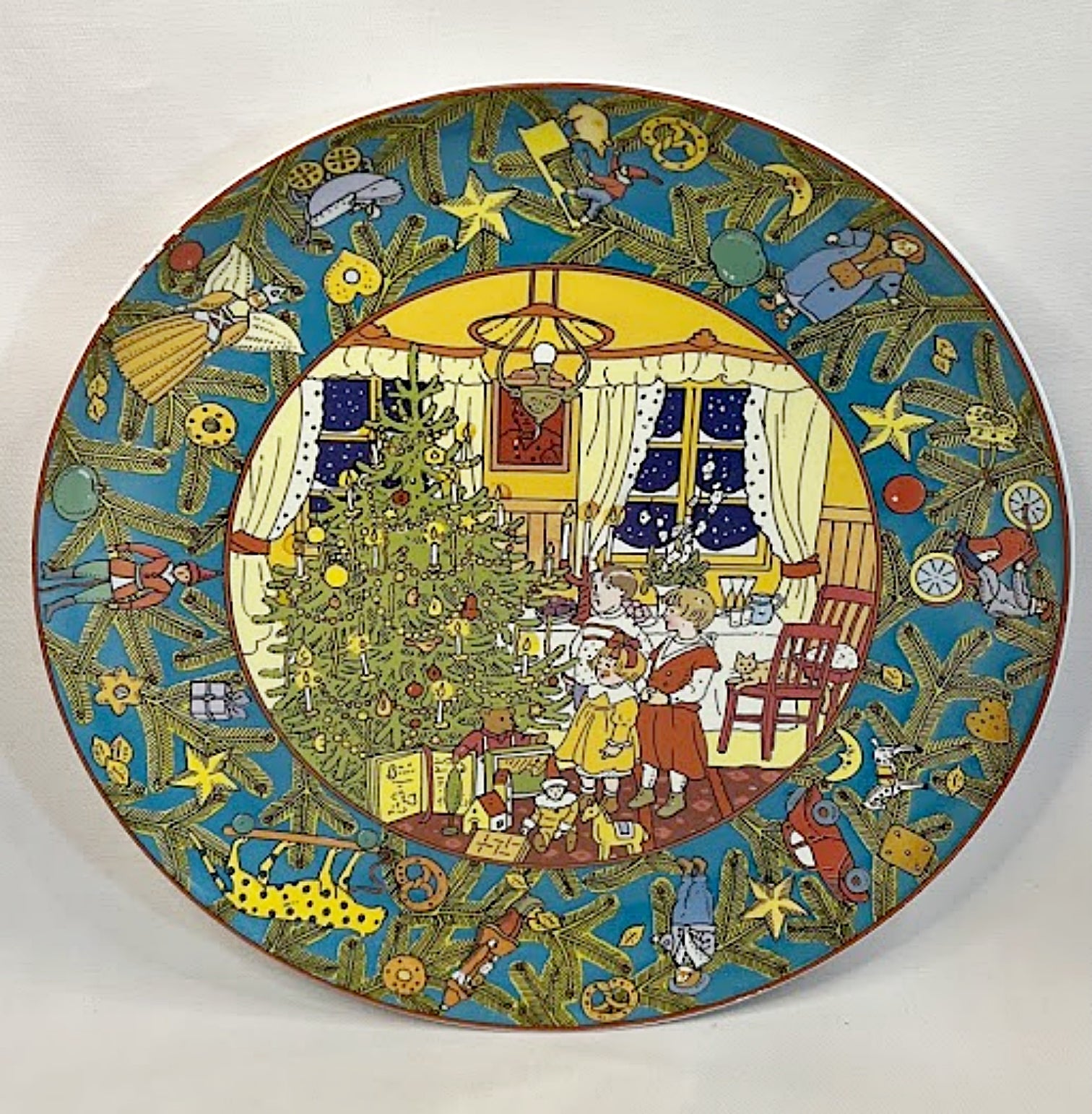 Christmas In Europe Alpine Countries Vintage Villeroy and Boch Plate Full Front Of Plate Children around Christmas Tree
