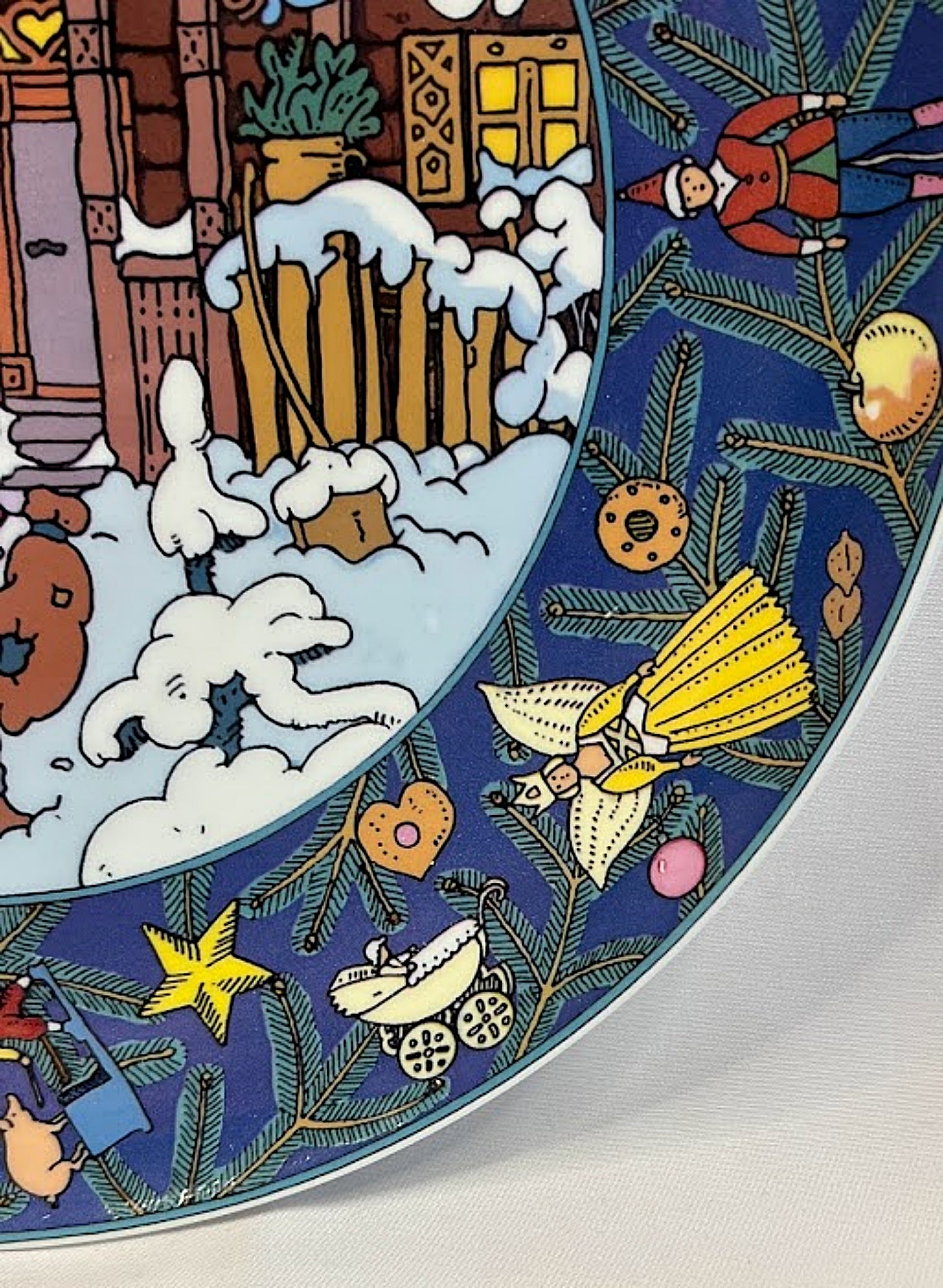 Christmas In Europe Scandinavia Vintage Villeroy and Boch Plate closeup right rim bottom