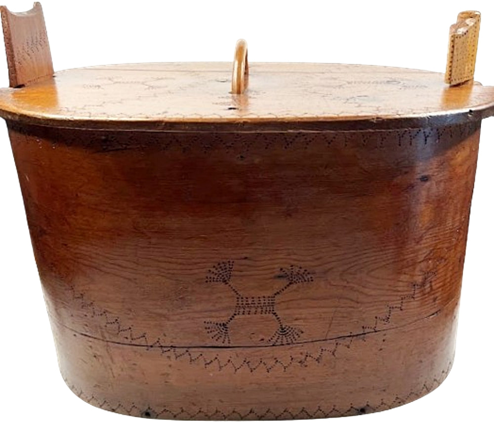 Norwegian Large Antique Bentwood Tine Box