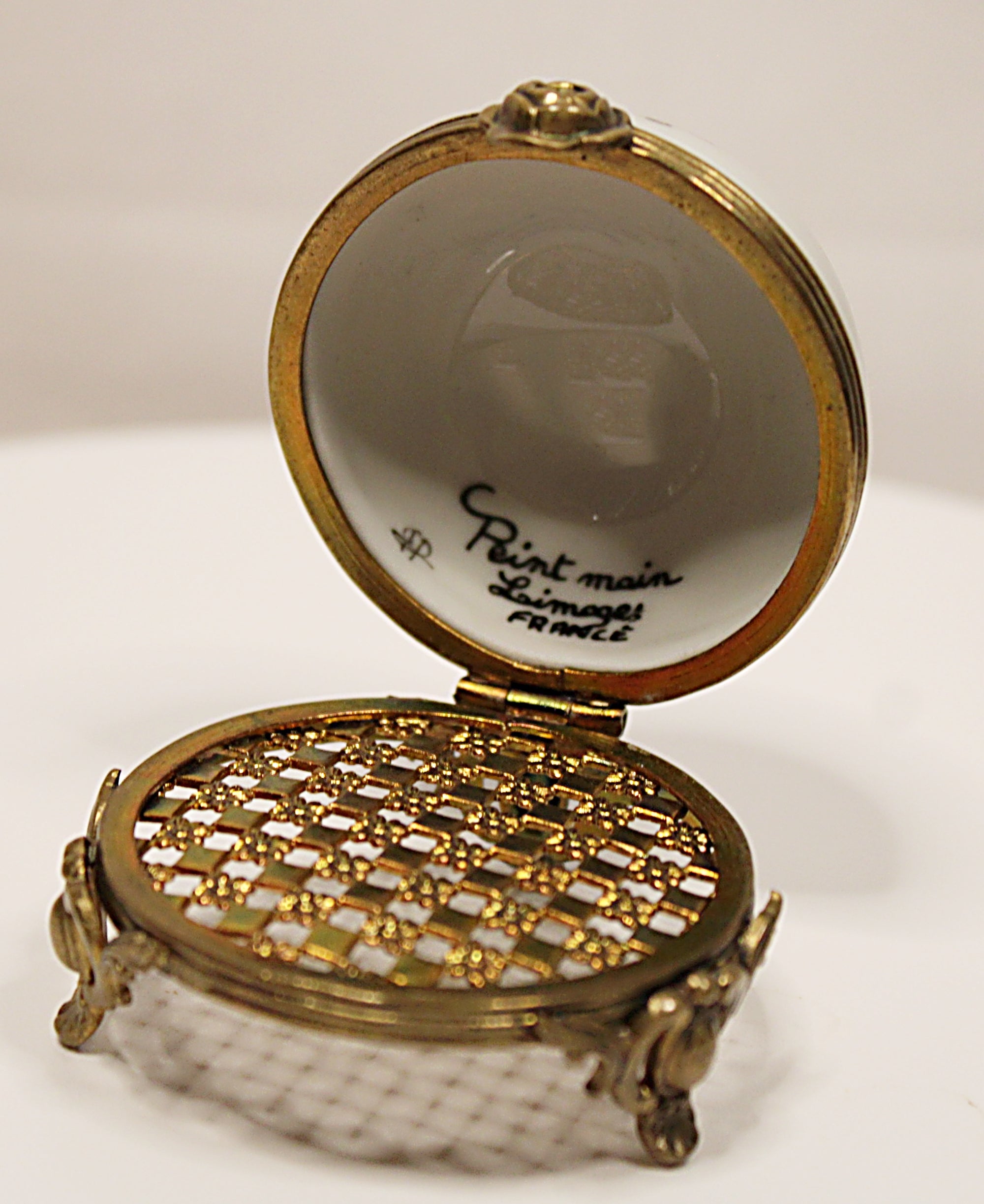 French Rare Hand Painted Limoges Vinaigrette