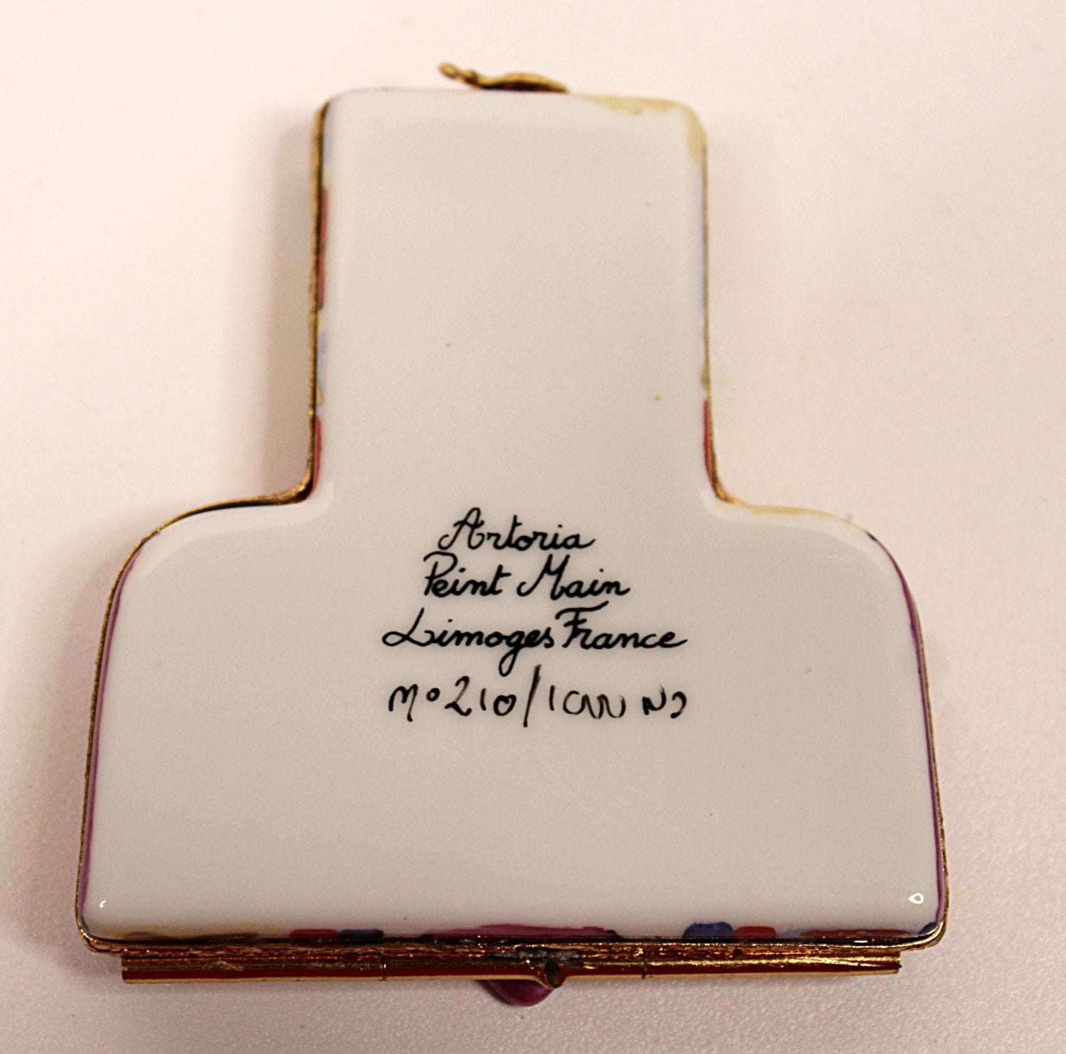 ARTORIA LIMOGES Trinket Box Peint Main Japanese Kimono  Numbered signed on back back