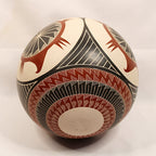 HUMBERTO PINA Polychrome Pottery Turtle Jar Mata Ortiz Mexico showing signed bottom