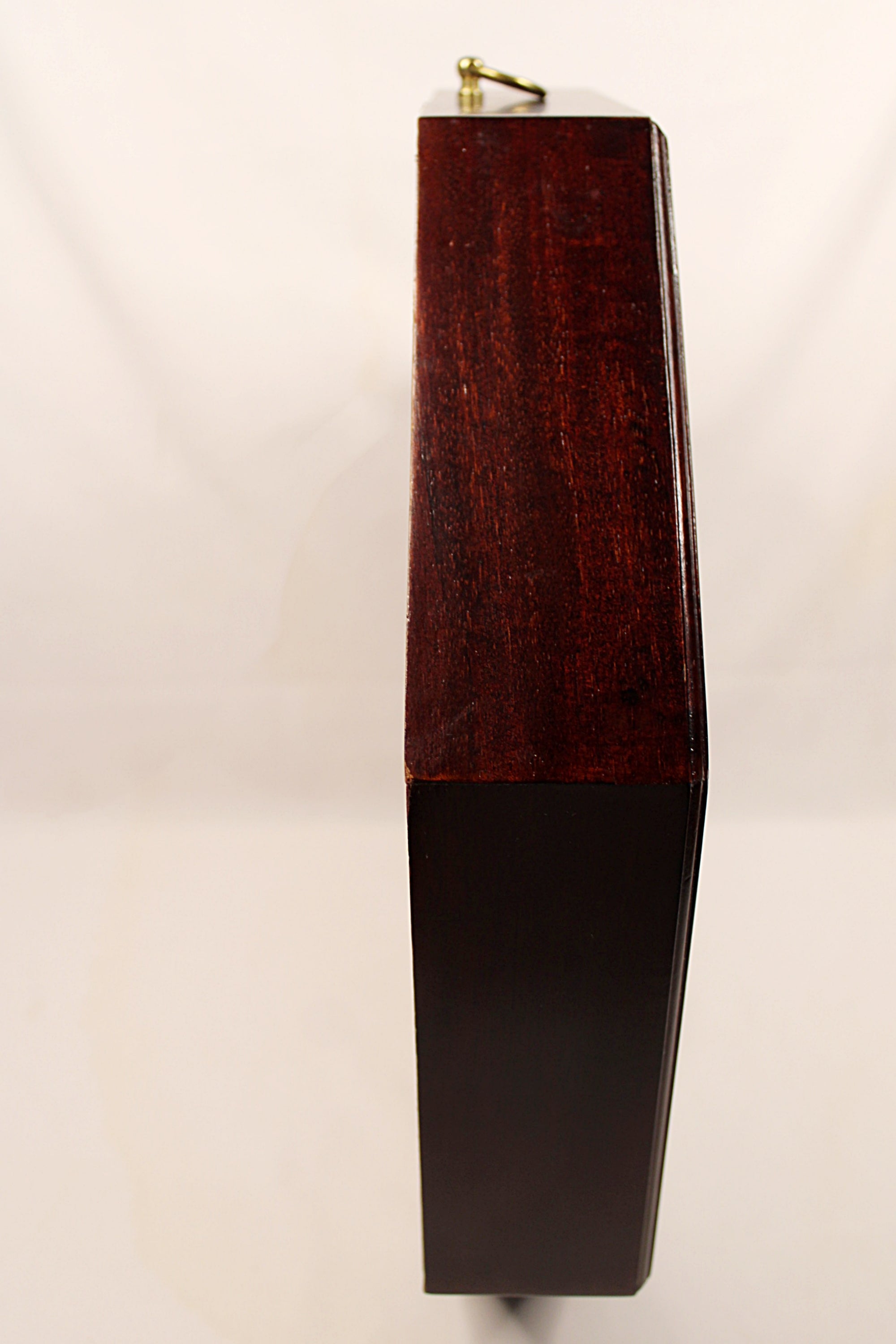 SAILOR'S VALENTINE Handmade with Seashells and Mahogany showing side view of wood frame.