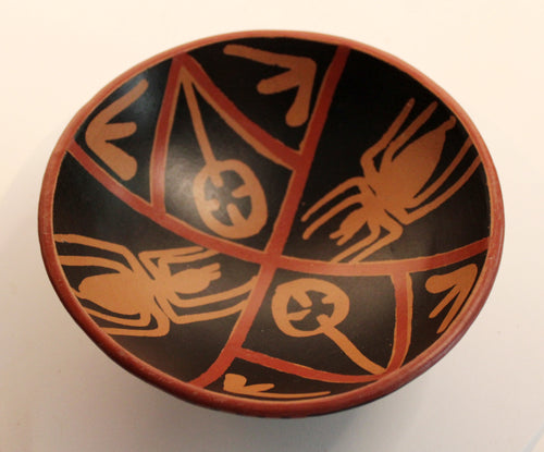Peruvian Art Pottery Terra Cotta Bowl with Nazca Spider Design inside view